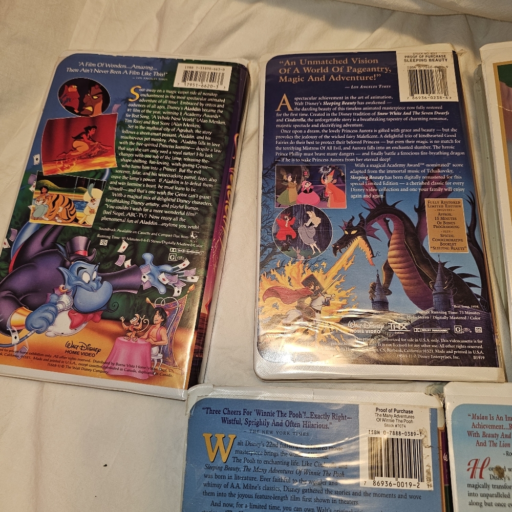Vintage VHS Movie Collection Aladdin Sleeping Beauty Bambi Mulan Winnie The Pooh - Picture 4 of 7